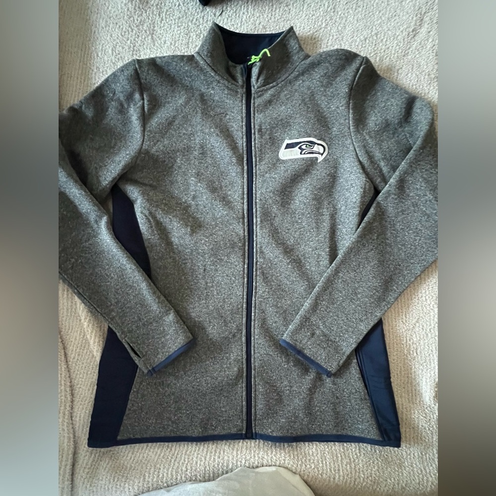 ❗️💲CLOSEOUT SALE: $5 💲❗️- NFL Seahawks Zip Up Jacket